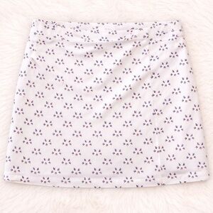 Lady Hagen White Printed Golf Skort Size 16 Built-In Shorts